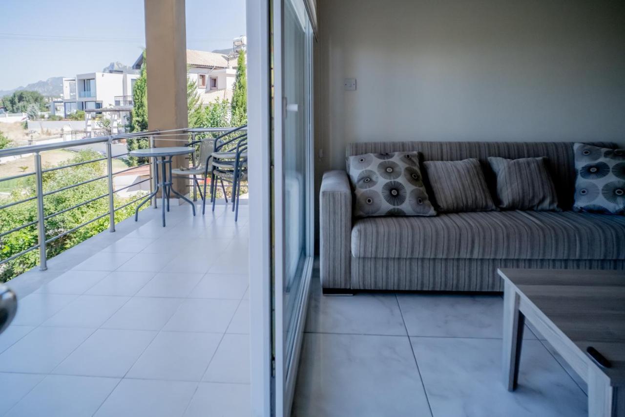 Spacious Two-Bedroom Apartment In Amazing Residence Escape Homes Кіренія Екстер'єр фото