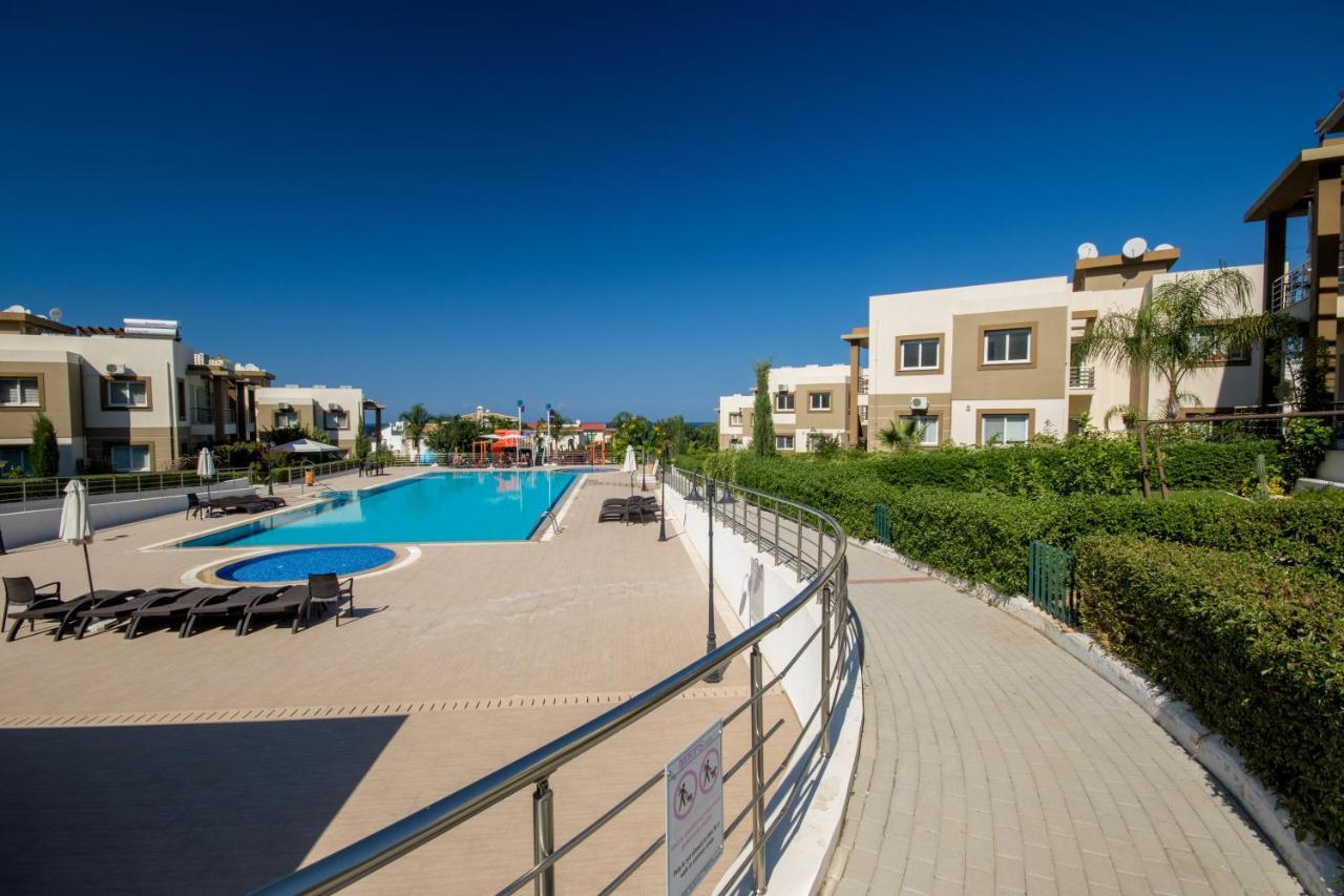 Spacious Two-Bedroom Apartment In Amazing Residence Escape Homes Кіренія Екстер'єр фото