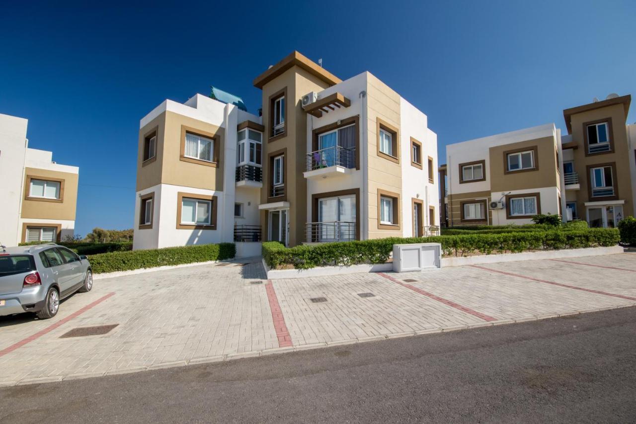 Spacious Two-Bedroom Apartment In Amazing Residence Escape Homes Кіренія Екстер'єр фото